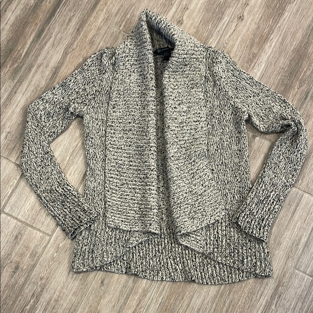 Women’s Small Black/white/gold metallic sweater by INC